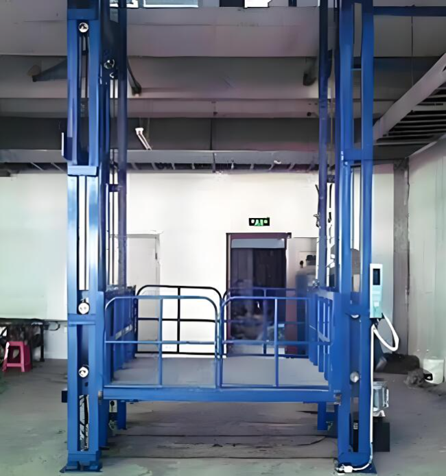 临颍导轨式升降货梯